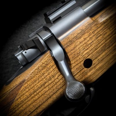 SD-76 DARK CONTINENT THREE PANEL CHECKERED BOLT KNOB